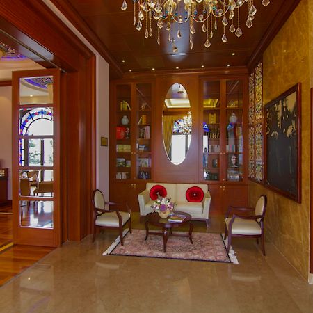 Hotel Celik Palas Convention Center & Thermal Spa Бурса Екстериор снимка Interior of the hotel