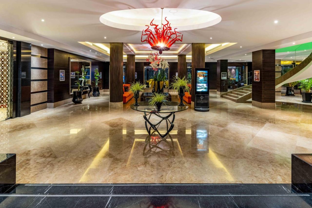 Hotel Celik Palas Convention Center & Thermal Spa Бурса Екстериор снимка The lobby of the hotel